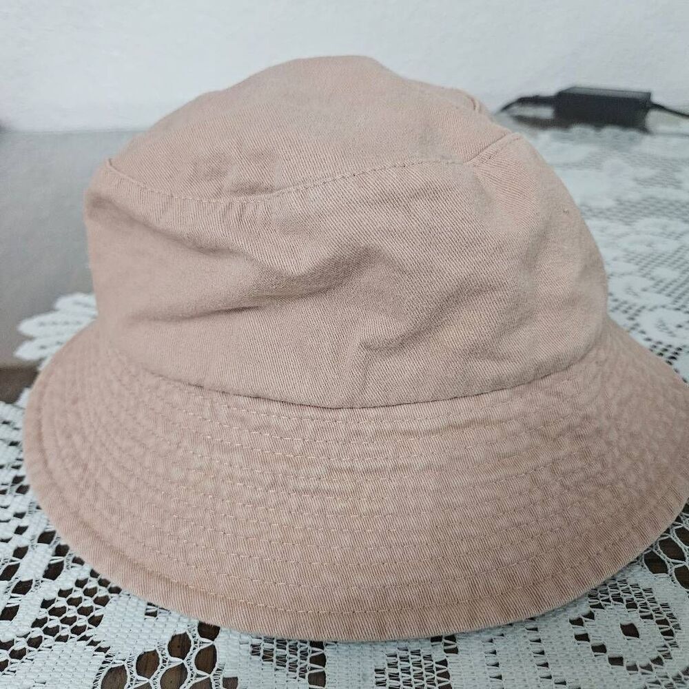 Rubi bucket hat